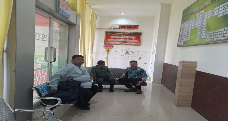 Jajaran Direksi BSI Bima di Kejaksaan Negeri Bima