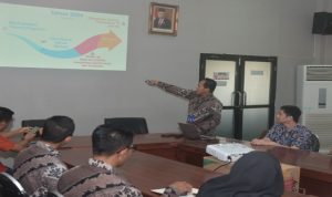 Direktur RSU Sondosia saat paparkan program