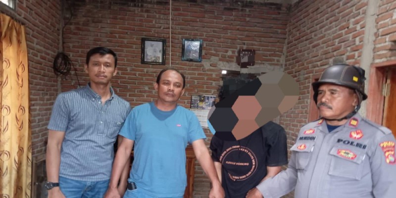 Kapolsek Bolo bersama Subdit I Res Narkoba Polda NTB saat amankan EV Kapolsek Bolo bersama Subdit I Res Narkoba Polda NTB saat amankan EV