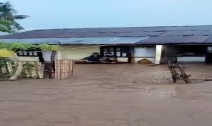 Salah satu rumah warga terdampak banjir di Dusun Jala, Desa Nggembe Salah satu rumah warga terdampak banjir di Dusun Jala, Desa Nggembe