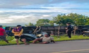 Kondisi Bus Surya Kencana di TKP Kondisi Bus Surya Kencana di TKP